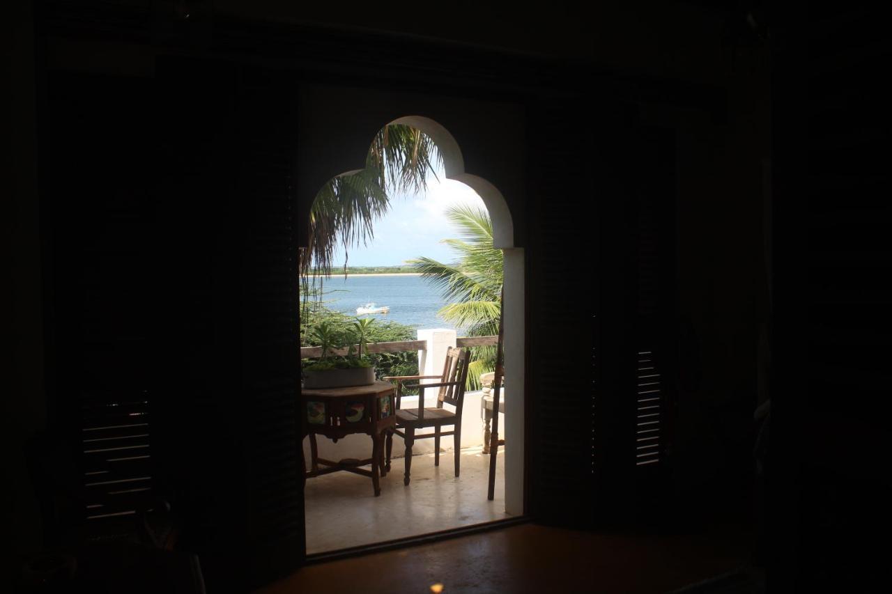 Kijani Hotel Ламу Екстер'єр фото