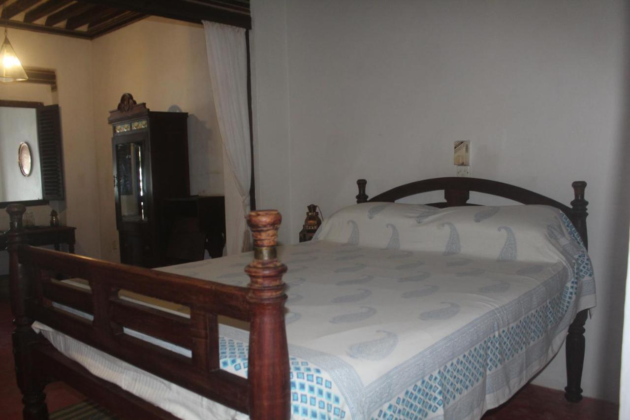 Kijani Hotel Ламу Екстер'єр фото