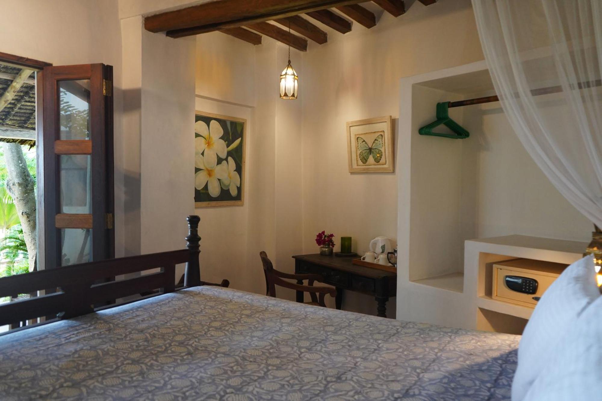 Kijani Hotel Ламу Екстер'єр фото