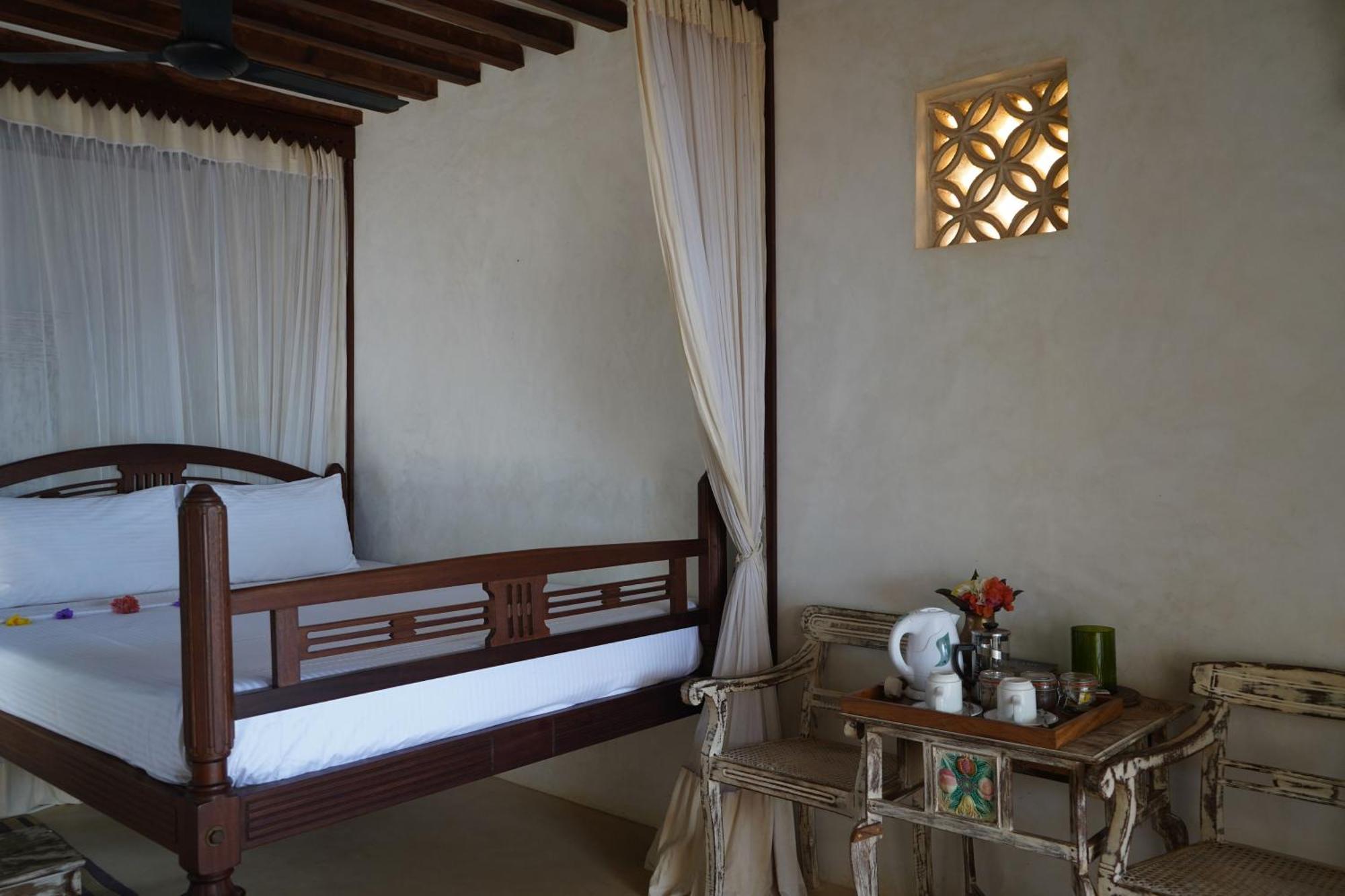 Kijani Hotel Ламу Екстер'єр фото